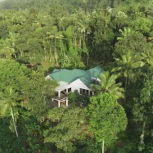 Coffee And Pepper Plantation Homestay Thekkady