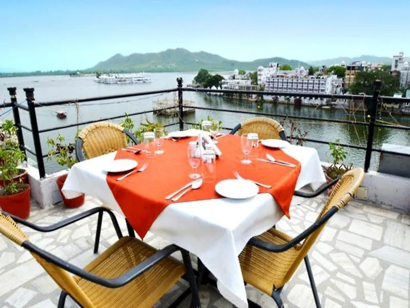 Hotel Fabhotel Pichola Haveli Udaipur